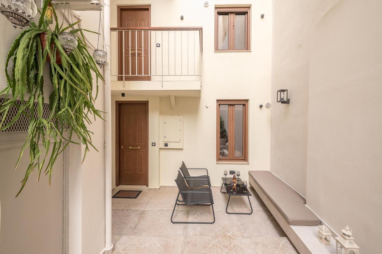Apollonos 28 Luxury Suites 雅典 外观 照片